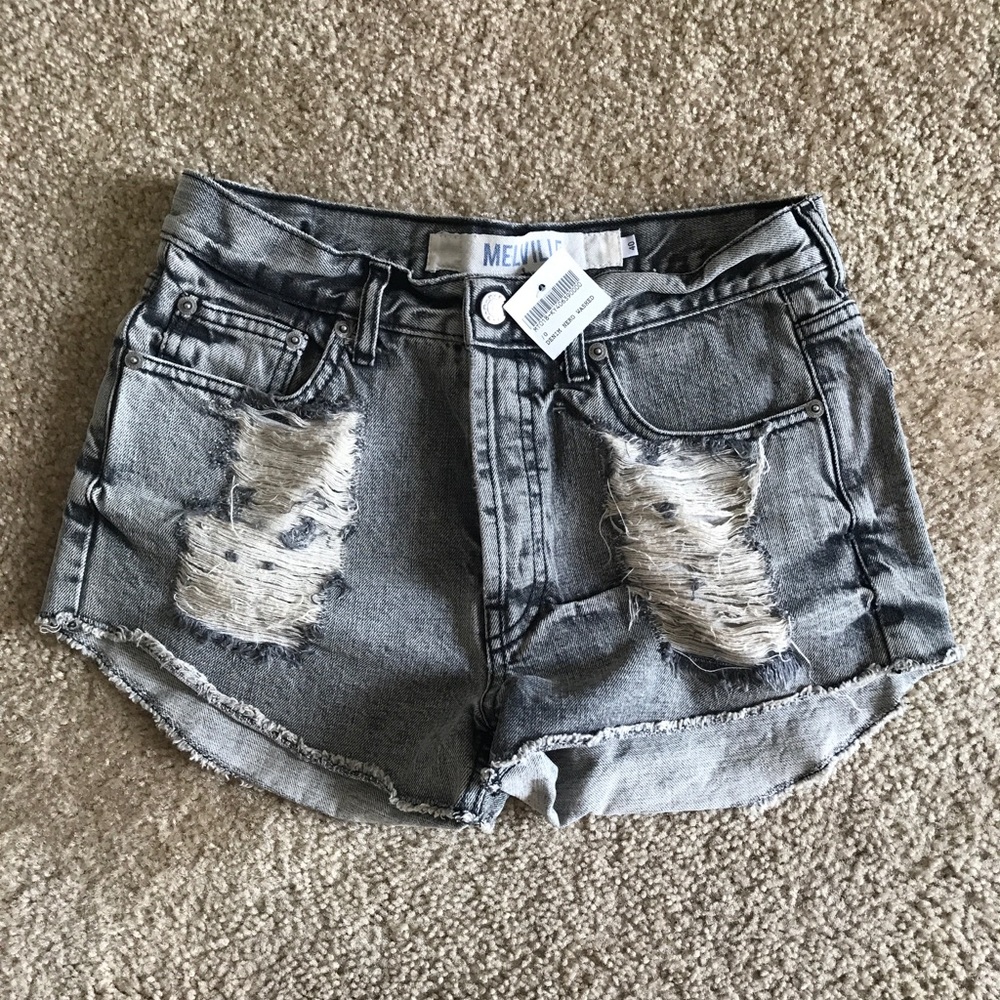 Brandy Melville- high waisted jean shorts